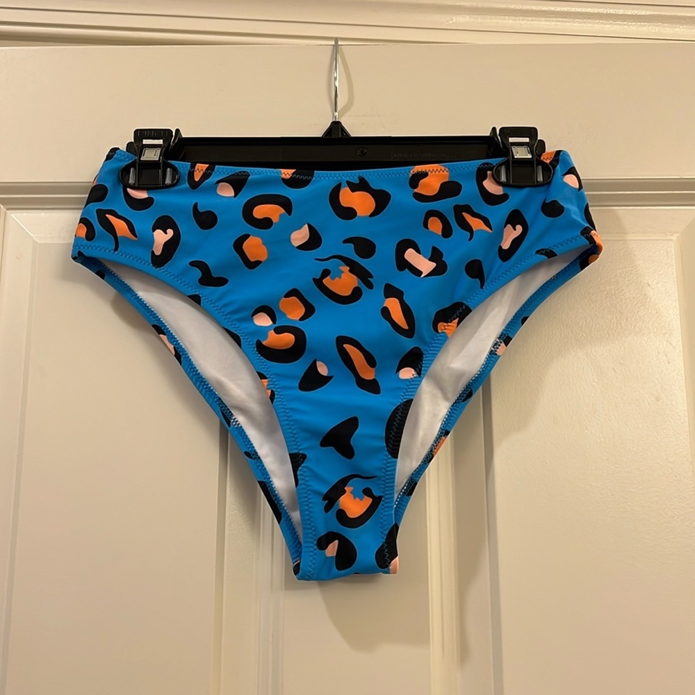 Hilinker NWT ladies swim bikini bottom